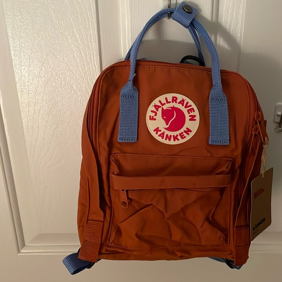 Fjallraven Kanken Mini Backpack - Picture 1 of 5
